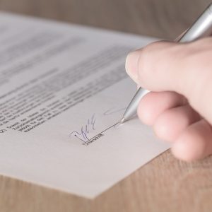 contract 1464917 960 720