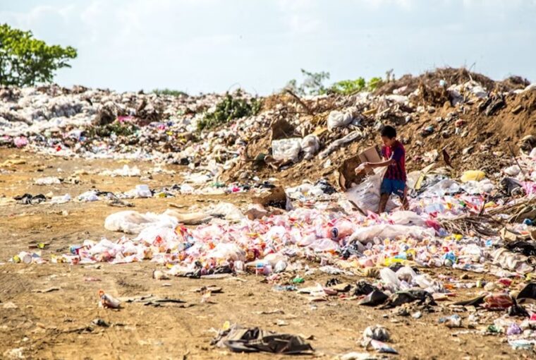alakitja at az eu a textilhulladek jovojet