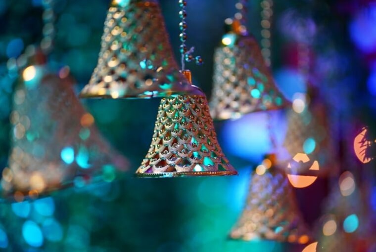 karacsonyi zenehallgatas