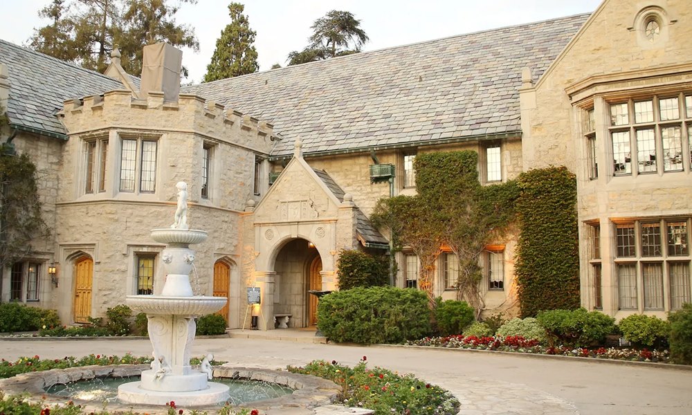 playboy mansion sorsa hugh hefner halala utan